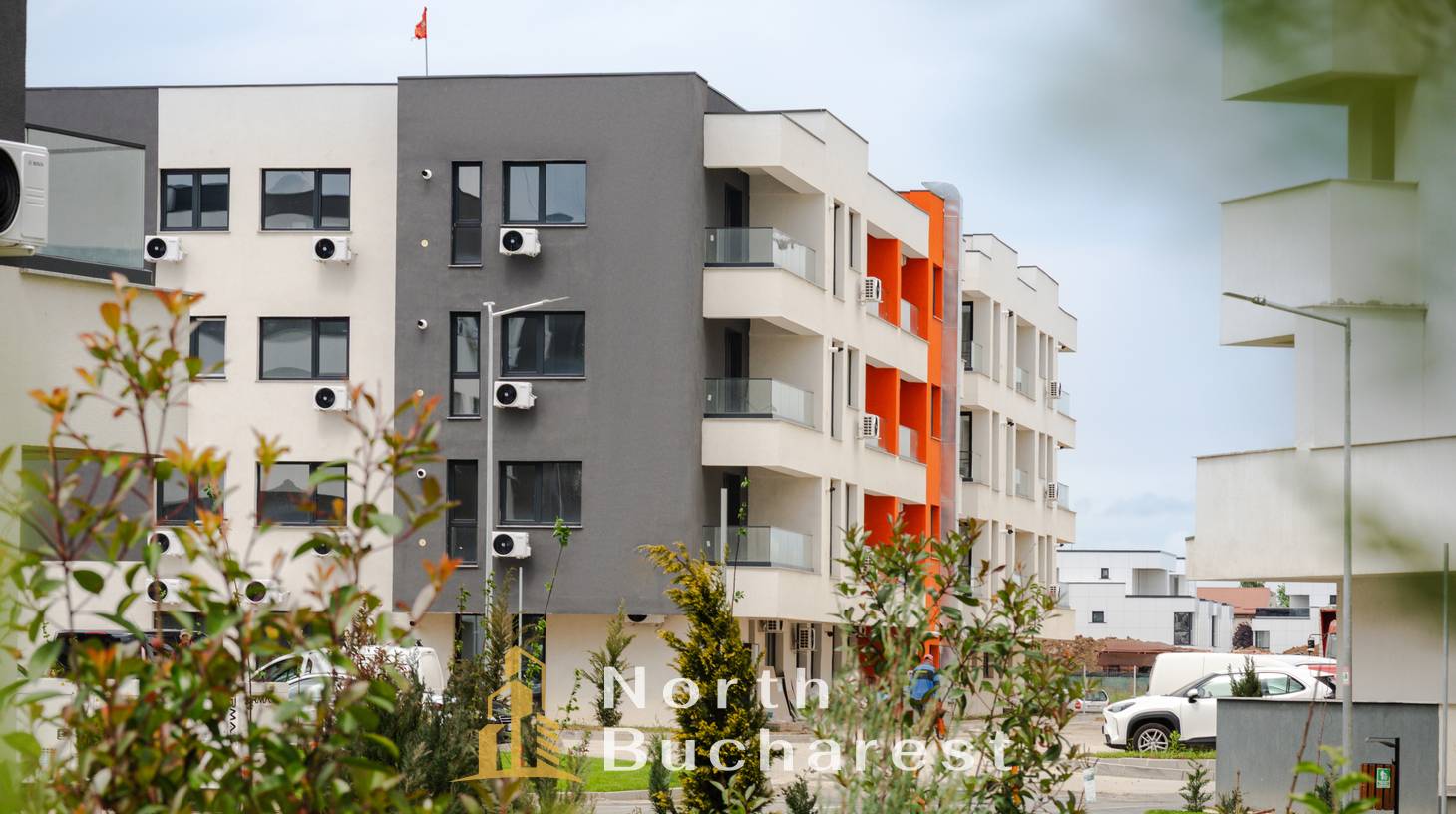 https://images.northbucharest.ro/b3ytQQB07ohXUNocFMsBziS1MW4PhB_1XMu1q_LGIXs/watermark:0.75:so:0:30:0.39/resize:fill:1460:816:1/gravity:ce/bG9jYWw6Ly8vZXN0YXRlL2xyLzE4ZGJmZmM1LThhZDAtNDcwYy1iZjMyLTFlZDZlNTQ4OGI1YS5qcGVn