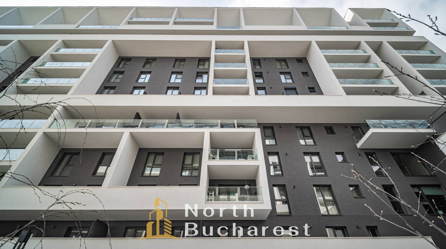 https://images.northbucharest.ro/bcXc3NCsRo5KRaqUCtw1Dbzbizifqn22LiqnswDi4NY/watermark:0.75:so:0:30:0.39/resize:fill:1460:816:1/gravity:ce/bG9jYWw6Ly8vZXN0YXRlL2xyLzYzNTk0MzBkLTY4NTgtNDI1Ni05NzIwLWYyNDBmMzM0MmQxZS5qcGVn