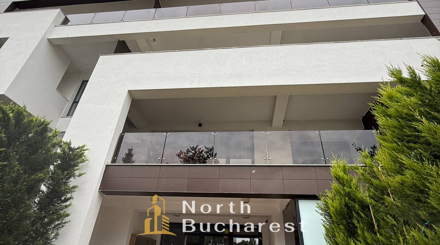 https://images.northbucharest.ro/cxhDf2cyiBq29UafQpL9dHFs9AeEAceQZ_gmO3XMgVw/watermark:0.75:so:0:30:0.39/resize:fill:1460:816:1/gravity:ce/bG9jYWw6Ly8vZXN0YXRlL2xyLzU0YWM2ODljLWQyNDAtNDRiYy1iMTcxLWY4MmRhODJjYzViMC5qcGVn