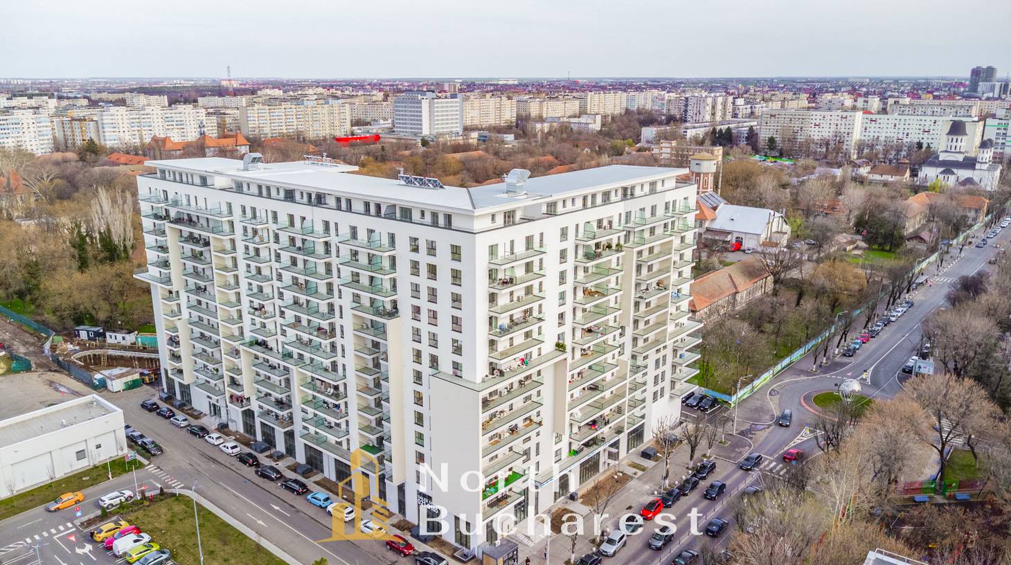 https://images.northbucharest.ro/dJPv0r7xqUlNt2sZQsCb9Ad7Mh_8DrSNLbW5Av1Pl2I/watermark:0.75:so:0:30:0.39/resize:fill:1460:816:1/gravity:ce/bG9jYWw6Ly8vZXN0YXRlL2xyL2Y3OWM4MDY3LTUzZTktNGZhNS04N2Y3LTgxNWU0MjQxNjgwNi5qcGVn