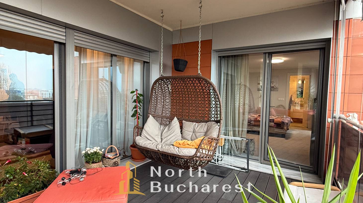 https://images.northbucharest.ro/doR8ZfBP4S_wxfmZYormKxGCVSGBB9iQr5FtYyDOWYU/watermark:0.75:so:0:30:0.39/resize:fill:1460:816:1/gravity:ce/bG9jYWw6Ly8vZXN0YXRlL2xyLzJhZWI4OGJkLTRhNGItNDRkYy05ZTU0LWNkNGRiOTdkZTVmZi5qcGVn