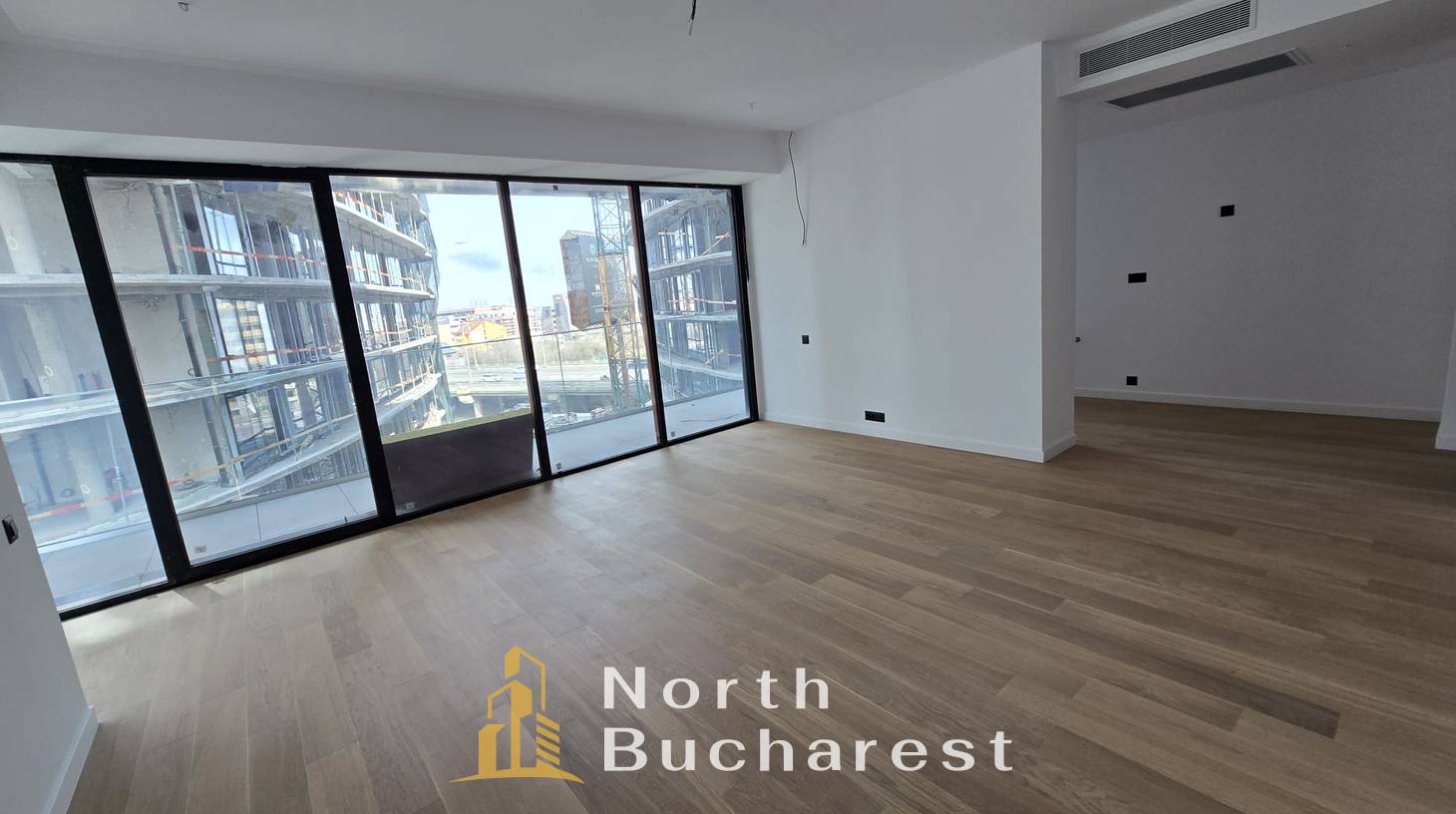 https://images.northbucharest.ro/dv-9q9mh4AC43EeZJGxpLCH2n6LDOGqswF3lif6D9qI/watermark:0.75:so:0:30:0.39/resize:fill:1460:816:1/gravity:ce/bG9jYWw6Ly8vZXN0YXRlL2xyL2UzMTdhOWY3LTlkNmUtNDc2ZS1hY2NkLTQ0ODFkNTI0NTUyOS5qcGVn