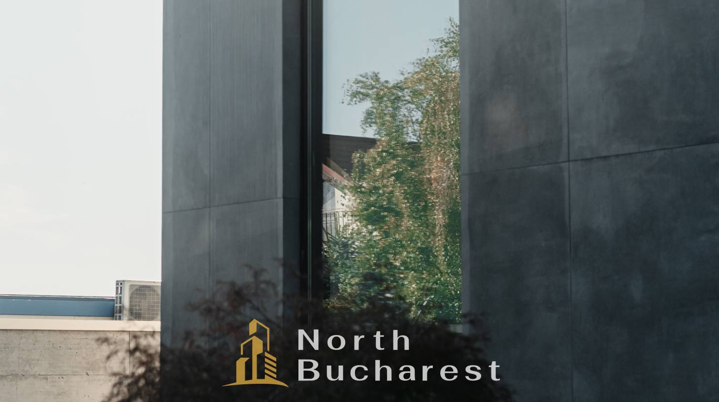 https://images.northbucharest.ro/e4hSNThrBH_kG9Mqy4_wFekgePa1Y1nYR8A97i83NZI/watermark:0.75:so:0:30:0.39/resize:fill:1460:816:1/gravity:ce/bG9jYWw6Ly8vZXN0YXRlL2xyLzlmMjhmYjM2LWE2MjQtNGJhNi1hODJiLWM1MjY2MWViM2ZjNi5qcGVn