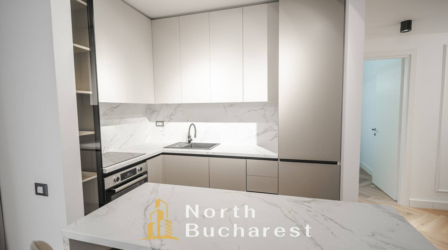 https://images.northbucharest.ro/eLXCYeMpomFh-JuVrNw0Qi5z25nPdb9exjtIGDcVS4c/watermark:0.75:so:0:30:0.39/resize:fill:1460:816:1/gravity:ce/bG9jYWw6Ly8vZXN0YXRlL2xyLzQ5NmIzNjQzLWJlMWMtNDYyMC05ZDkxLTJiNmI1YTI1ZjkyMi5qcGVn