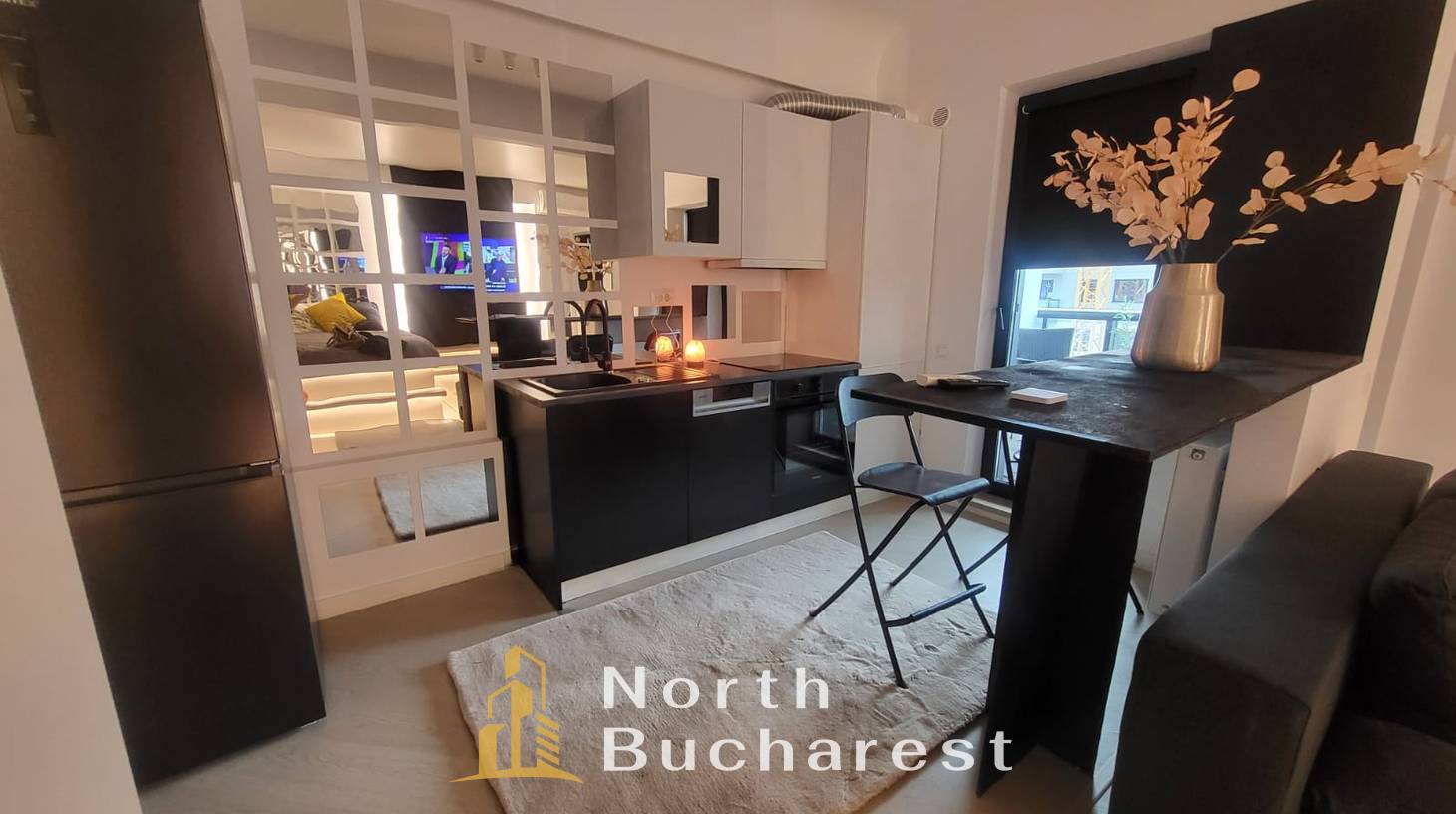 https://images.northbucharest.ro/efcFbxgK2TAzmB2ncQiwDNQsfbcRQhYBBtBBomTXhOQ/watermark:0.75:so:0:30:0.39/resize:fill:1460:816:1/gravity:ce/bG9jYWw6Ly8vZXN0YXRlL2xyLzc5ZDg2YTEyLTQ1Y2ItNDA2My1hODMzLWI4ZTg5ODc3ZWYzMS5qcGVn