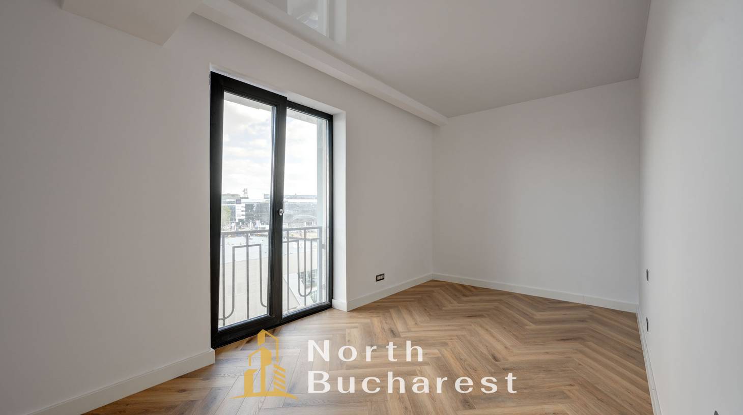 https://images.northbucharest.ro/em9VACweKJGewPgtlvM-WBTFdXjkUdalMY6wKv9mokE/watermark:0.75:so:0:30:0.39/resize:fill:1460:816:1/gravity:ce/bG9jYWw6Ly8vZXN0YXRlL2xyL2U3ODk5Njc5LTAxMDItNDZhZi04ZTNjLTRjMWYyNTVlYjBjNi5qcGVn