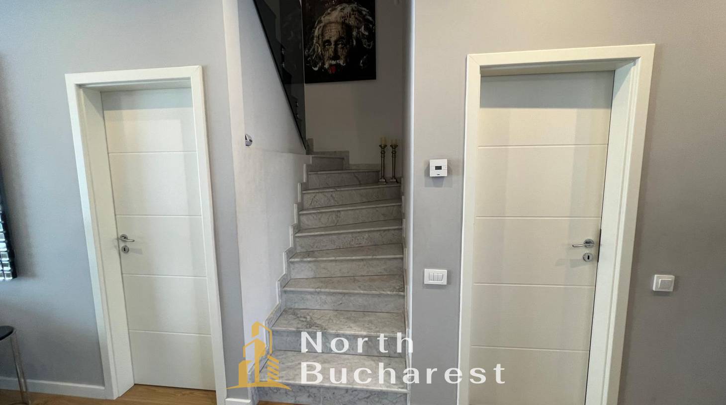 https://images.northbucharest.ro/eoyHEvFUKSMtr0lXjc5Lo84mDdAUFaLYPCFHwPwENTY/watermark:0.75:so:0:30:0.39/resize:fill:1460:816:1/gravity:ce/bG9jYWw6Ly8vZXN0YXRlL2xyL2IyN2I1YjY4LTJlNjYtNGU4MS1hMjhiLTVhODRjYTU4ODljNi5qcGVn