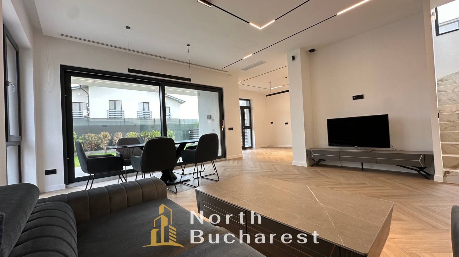 https://images.northbucharest.ro/eu6DFVD4WK76auH86PToMdraQ6QNtXnASYevghnGp3g/watermark:0.75:so:0:30:0.39/resize:fill:1460:816:1/gravity:ce/bG9jYWw6Ly8vZXN0YXRlL2xyLzI1NTIyYzgzLWVlZTAtNGE5Zi1iMDRjLWM3YzBlMDI5MDBmYi5qcGVn