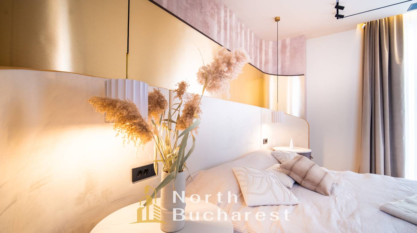 https://images.northbucharest.ro/f3pU9R4kaurpsRl9t1J9faGXPdqERD5Ic4JqnXwJQNQ/watermark:0.75:so:0:30:0.39/resize:fill:1460:816:1/gravity:ce/bG9jYWw6Ly8vZXN0YXRlL2xyLzhlYzk3ZTcxLTE3ZDItNGEwYi05NDRkLTU1YWVhNDUxOWY2OC5qcGVn