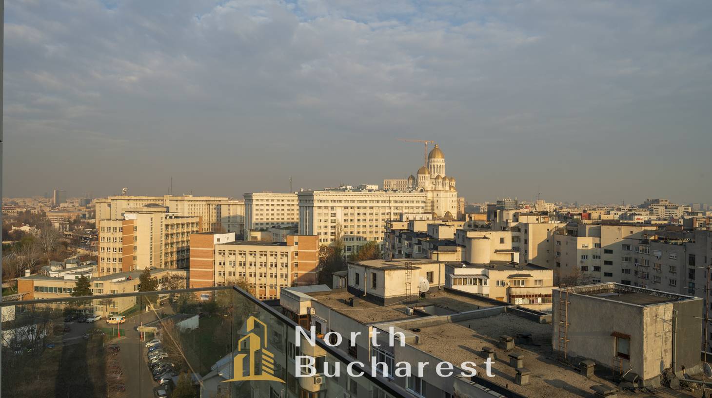 https://images.northbucharest.ro/fVFQQrK18_xmOc8AllM0u1xcxhwutEiEF_JMEmdXOqk/watermark:0.75:so:0:30:0.39/resize:fill:1460:816:1/gravity:ce/bG9jYWw6Ly8vZXN0YXRlL2xyLzNmYjE0MTU3LWI3OGYtNDdhNi04YmE2LTY1OTczYzZiNTZkZS5qcGVn