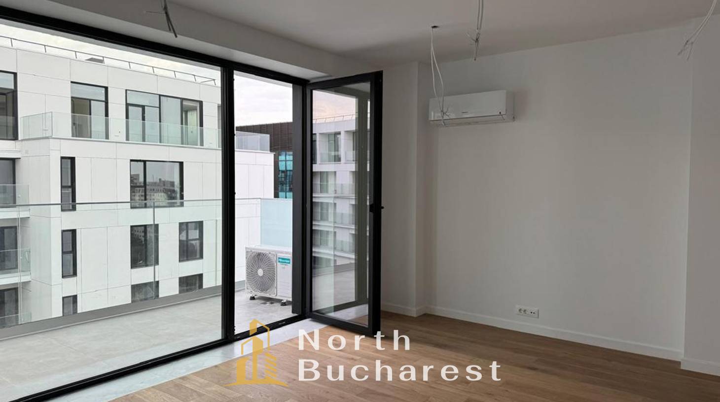 https://images.northbucharest.ro/fix4hOAhyDzKr2j0CnS-OQtxvm6R32z4GYlaQQ2m43A/watermark:0.75:so:0:30:0.39/resize:fill:1460:816:1/gravity:ce/bG9jYWw6Ly8vZXN0YXRlL2xyLzRiNDFiNzEzLTQ4NTctNGQzMS1iYWEwLWJiNTMxNzAzZDAxMy5qcGVn