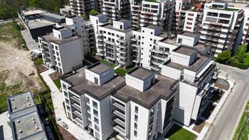 https://images.northbucharest.ro/fofQnzzD_Xn1iBbbiKiYWSE0eS-O1XMvOdmpm6TIdsE/resize:fill:350:198:1/gravity:ce/bG9jYWw6Ly8vZXN0YXRlL2xyLzUyNWNiNjBhLTk0OGUtNDBlNi04YTJmLTNkYzYwZjBlNTg2YS5qcGVn
