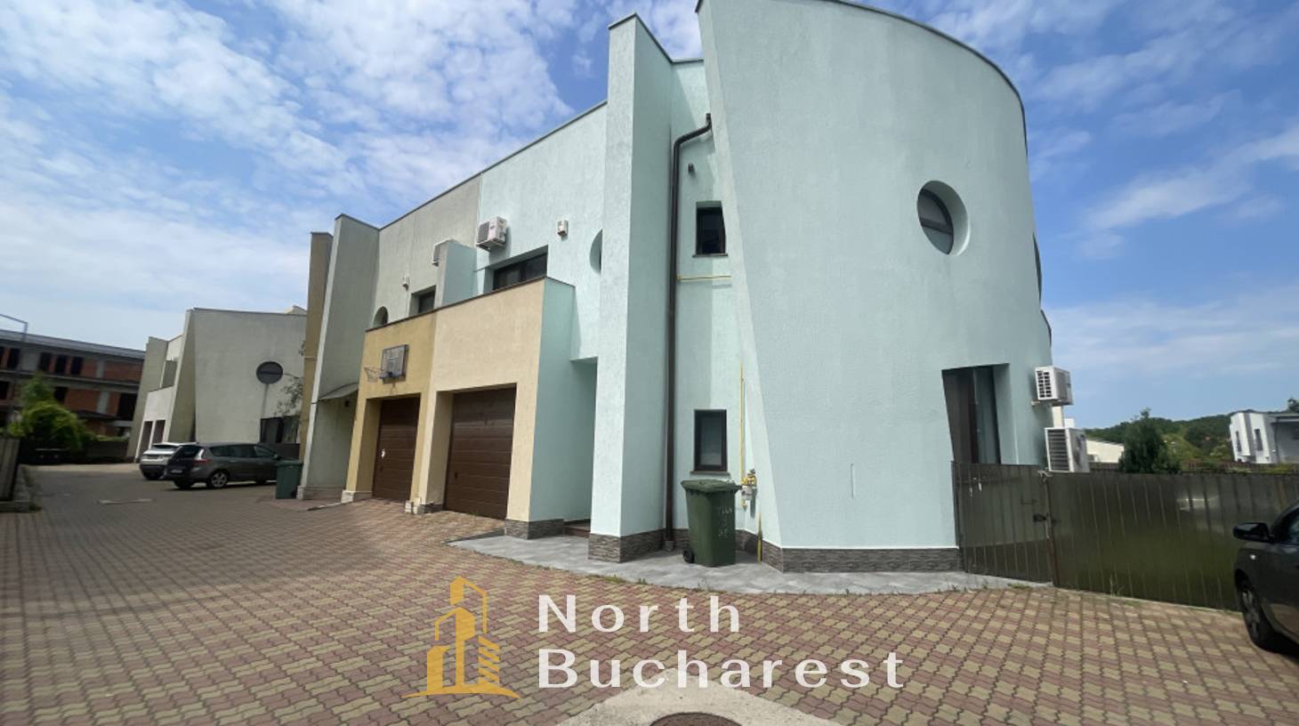 https://images.northbucharest.ro/fs2SpKEbwNBK7ok-TAFKaVLux_vUZzrzqOAS2hh9NL8/watermark:0.75:so:0:30:0.39/resize:fill:1460:816:1/gravity:ce/bG9jYWw6Ly8vZXN0YXRlL2xyLzJ6d3g1ajYyczM2amc5cS0yNTJfMi5qcGc