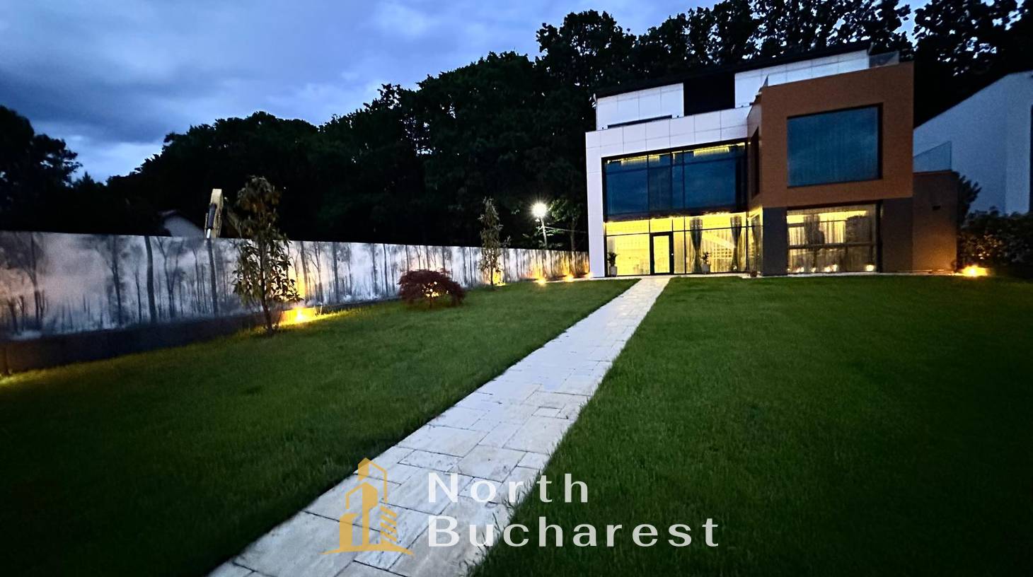 https://images.northbucharest.ro/fwHTpGOBMpwt7cLlZDsFLOzGQMttuGPUG3Kllb89vZM/watermark:0.75:so:0:30:0.39/resize:fill:1460:816:1/gravity:ce/bG9jYWw6Ly8vZXN0YXRlL2xyL2I4MDlhZTAwLWQ0YmEtNDUzZS1hNzNkLTRmMDZmOTZlYTZjYi5qcGVn