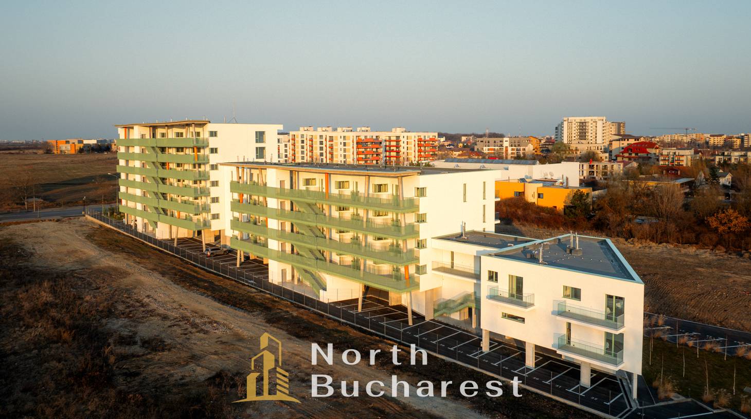 https://images.northbucharest.ro/fxos3r-6ukRBD6lT63GQoj1VRkOXyEBCauShQa6JqYo/watermark:0.75:so:0:30:0.39/resize:fill:1460:816:1/gravity:ce/bG9jYWw6Ly8vY29tcGxleC9zbGlkZXMvZjM0ZWMzNzUtNjQ4ZS00NTliLWI4Y2ItMjQ3OTY5NWNkOGNiLmpwZWc