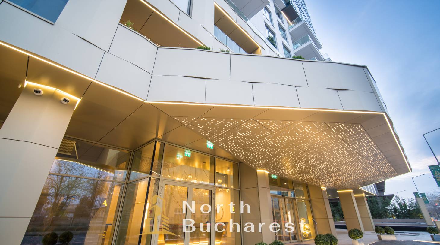 https://images.northbucharest.ro/gC6wM1Vf4HKC2qoeKKmJsF8sfu8b5s5k7JHSODV2qsw/watermark:0.75:so:0:30:0.39/resize:fill:1460:816:1/gravity:ce/bG9jYWw6Ly8vZXN0YXRlL2xyLzE4M2JhYjExLTZiYTItNGMwYS1iMmJmLWI1NjkwZjg0MWY0Yy5qcGVn