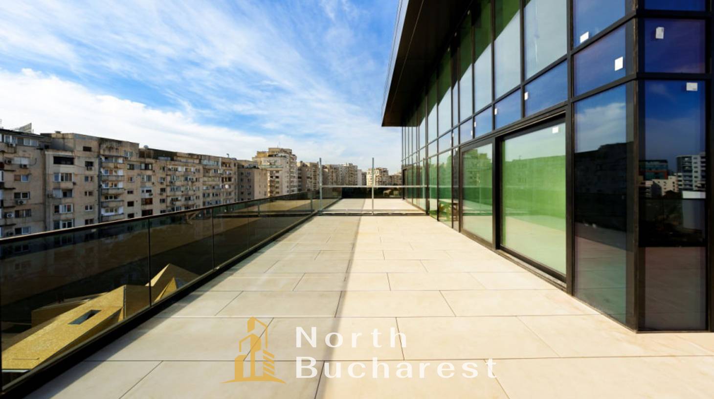 https://images.northbucharest.ro/gir0v1abMemeTMXYX8LI9SmrSYWtcijHMCEiNvULieQ/watermark:0.75:so:0:30:0.39/resize:fill:1460:816:1/gravity:ce/bG9jYWw6Ly8vZXN0YXRlL2xyLzBzY3ZhNGkzdHZiYmJtaS0yMjlfMC5qcGc