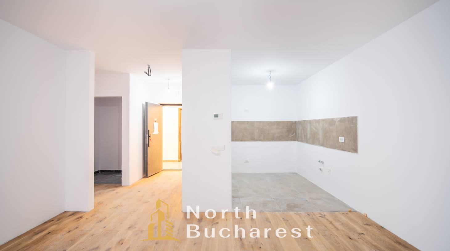https://images.northbucharest.ro/gybsqX0BfYHD5aYOPLWuUG1wFYPaZZUYpjPLZdkkr5Y/watermark:0.75:so:0:30:0.39/resize:fill:1460:816:1/gravity:ce/bG9jYWw6Ly8vZXN0YXRlL2xyLzJhZGI5ODYyLWQwNWUtNDU4ZS05MmM1LTM5Nzk3NGQ2MmViNC5qcGVn