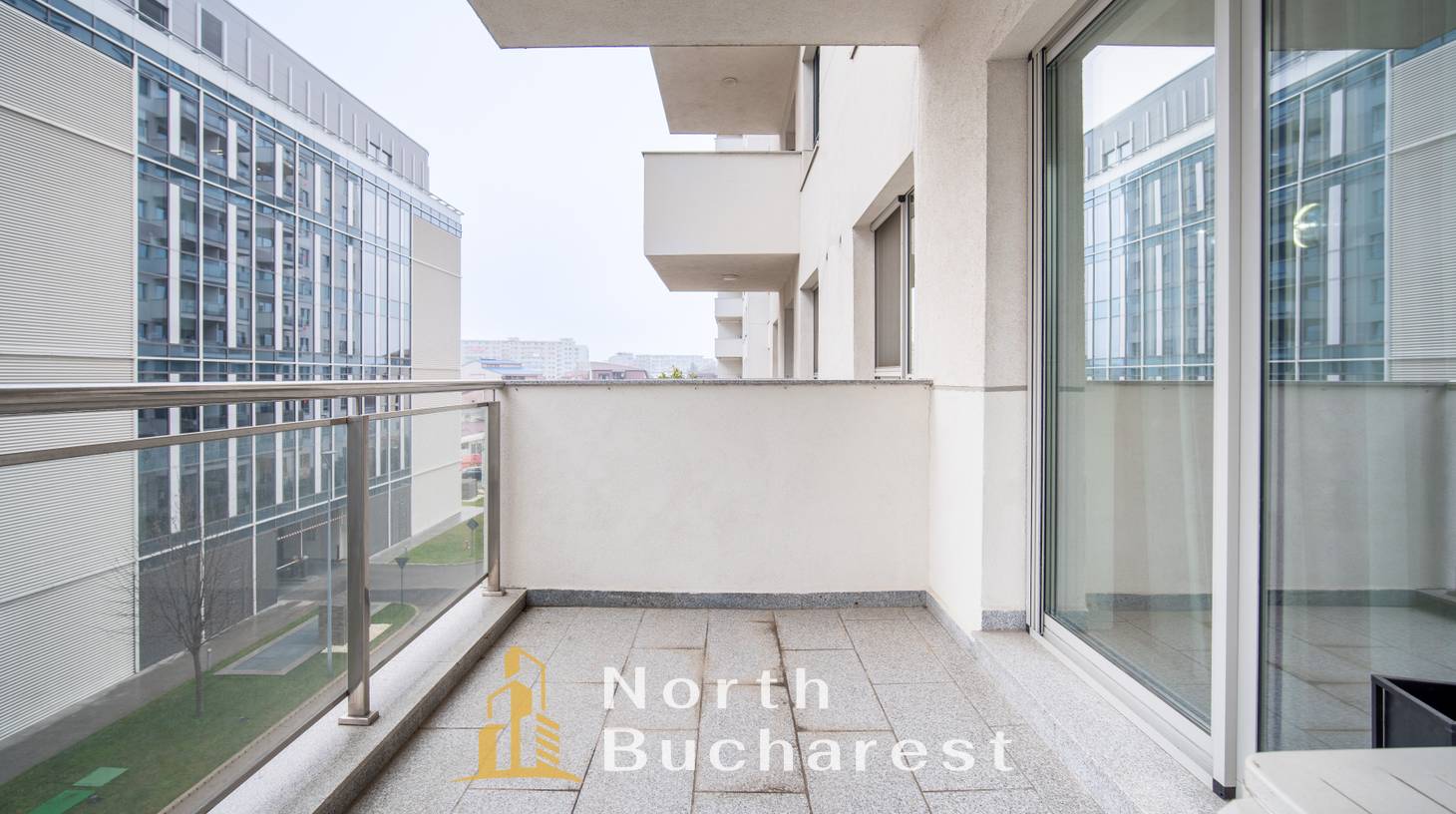 https://images.northbucharest.ro/gzwOhgbp04D8AtF6UH2eQUc7t5B4_Pchpr70AGeS8pA/watermark:0.75:so:0:30:0.39/resize:fill:1460:816:1/gravity:ce/bG9jYWw6Ly8vZXN0YXRlL2xyL2IyZjIzOTE4LTMwY2QtNDJjMC04YzRmLTk1NzcwMjZhMzVmZS5qcGVn