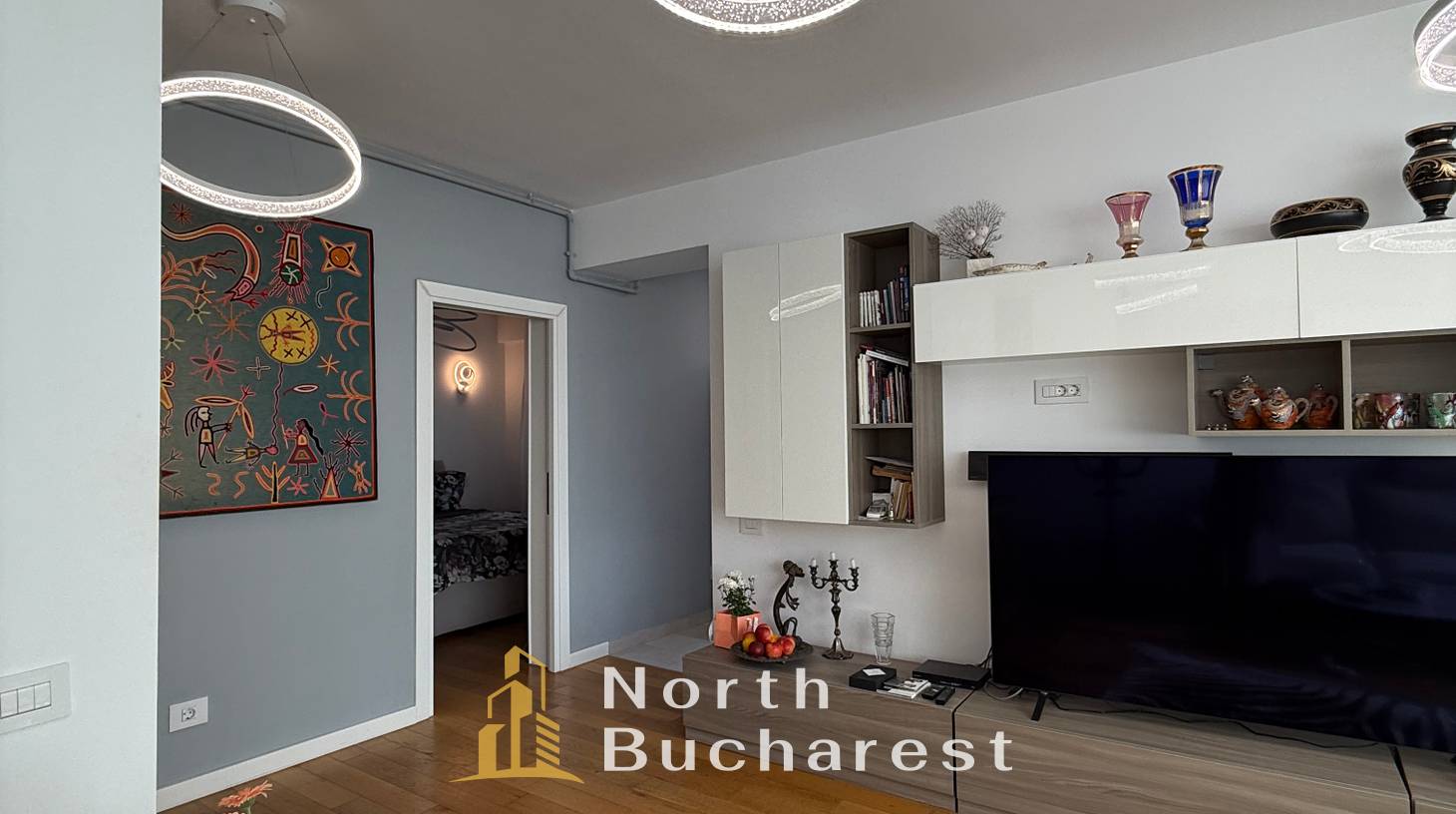 https://images.northbucharest.ro/h9NfAQonrj2iFlBUMZ27DbLDOBNsgtwCJ7rfx4PrH6s/watermark:0.75:so:0:30:0.39/resize:fill:1460:816:1/gravity:ce/bG9jYWw6Ly8vZXN0YXRlL2xyL2Y5NGU5ZWE5LWViZmUtNDVkMy1iYTMyLThhMjFjMDRiOTE1YS5qcGVn