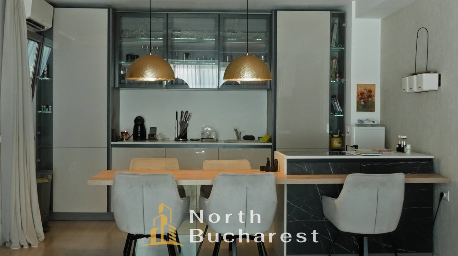 https://images.northbucharest.ro/hFVo0o4puXuwmsUlhP4wPM_mcWJWnHKKYlD8f7WZKSc/watermark:0.75:so:0:30:0.39/resize:fill:1460:816:1/gravity:ce/bG9jYWw6Ly8vZXN0YXRlL2xyLzU4MDBiNGVkLTEyMmUtNDk1YS04YzM1LWU4OGY3ODU3YjEyYi5qcGVn