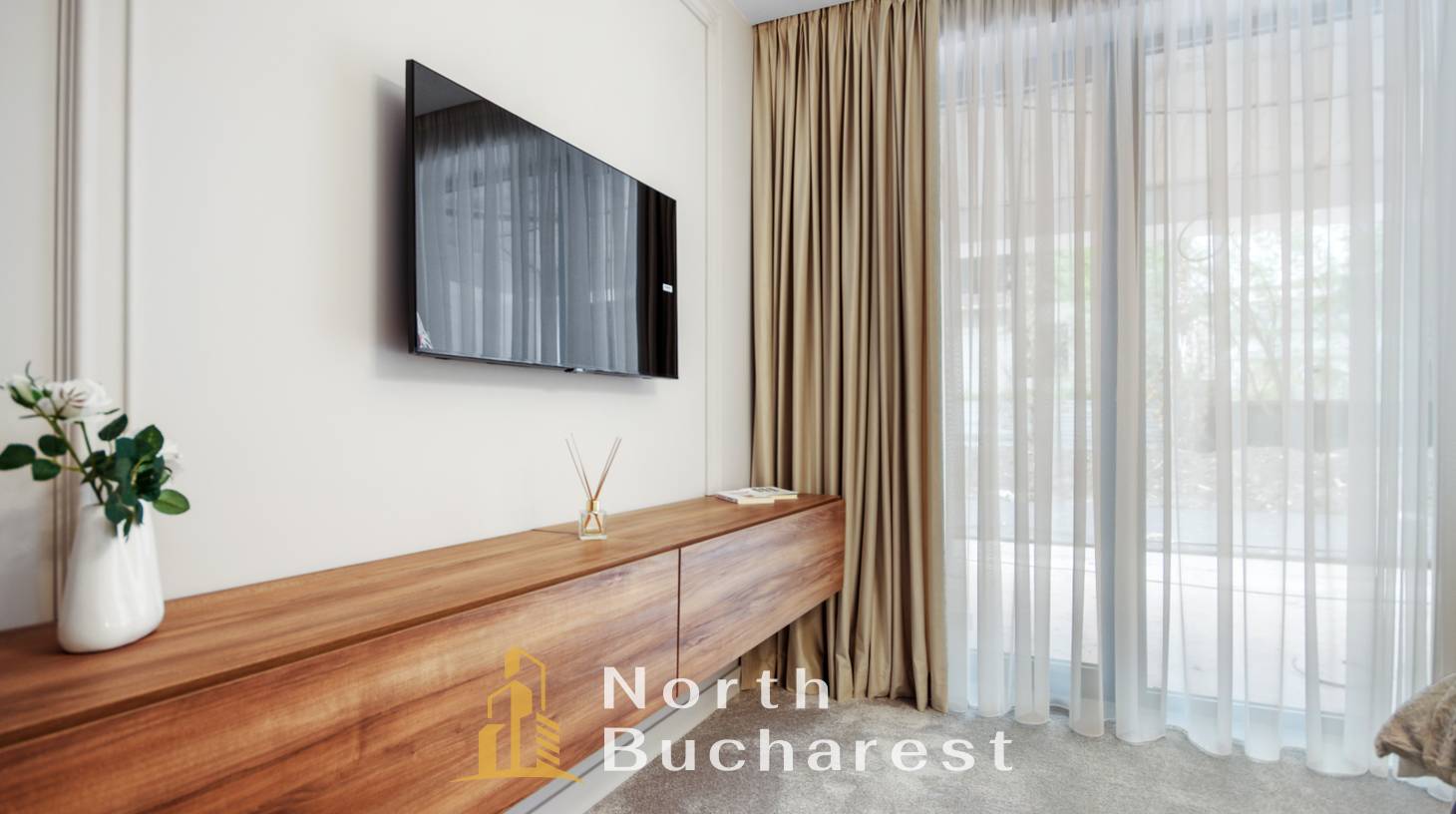 https://images.northbucharest.ro/i5cIYS6K3Bi-jUNJm1iLNwh3SeOzlQ0HxVzNkbzX2YM/watermark:0.75:so:0:30:0.39/resize:fill:1460:816:1/gravity:ce/bG9jYWw6Ly8vZXN0YXRlL2xyL2NjZjc2NmQzLWEwZTMtNGM5ZS04MGI1LTE5YTZiYTRjODcwOC5qcGVn