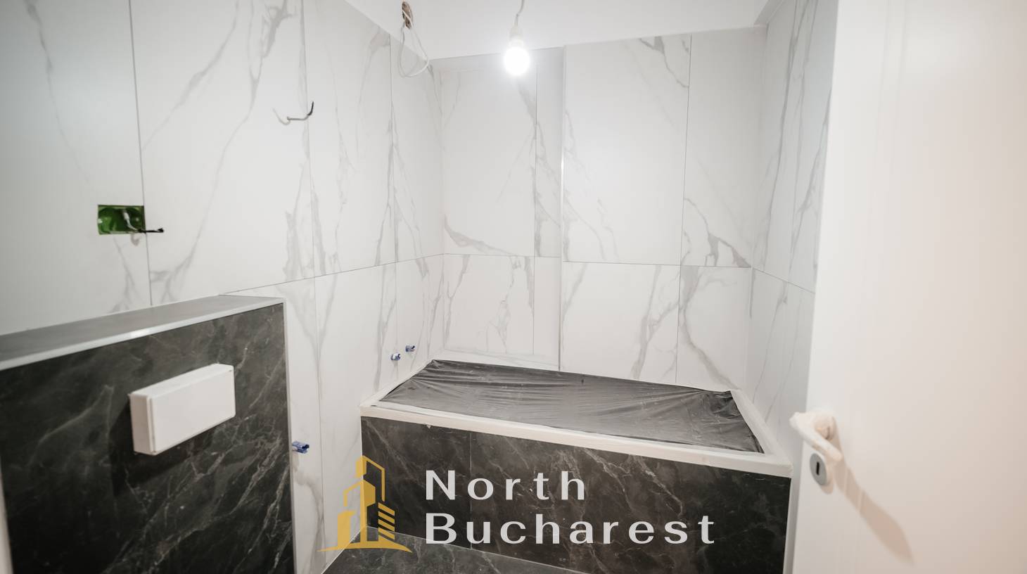 https://images.northbucharest.ro/iHQ8lwpRwZbLYuyVnstrfQJvYNBvo_nKvCTfiaiFbxM/watermark:0.75:so:0:30:0.39/resize:fill:1460:816:1/gravity:ce/bG9jYWw6Ly8vZXN0YXRlL2xyL2I2MWQwNzljLTE5YTEtNDlkYy1hOWQ4LWQwMGI3MmZlNGEzOS5qcGVn