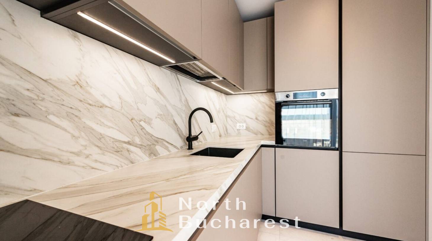 https://images.northbucharest.ro/iVQ9eZv4vHVOJakQfstYSX2fRARqF4J3yA9y8FRVtzc/watermark:0.75:so:0:30:0.39/resize:fill:1460:816:1/gravity:ce/bG9jYWw6Ly8vZXN0YXRlL2xyLzM1YzUwYzRjLWQ5MzItNDA0NC1hNTE2LTIyNGExMGIwODI4MS5qcGVn
