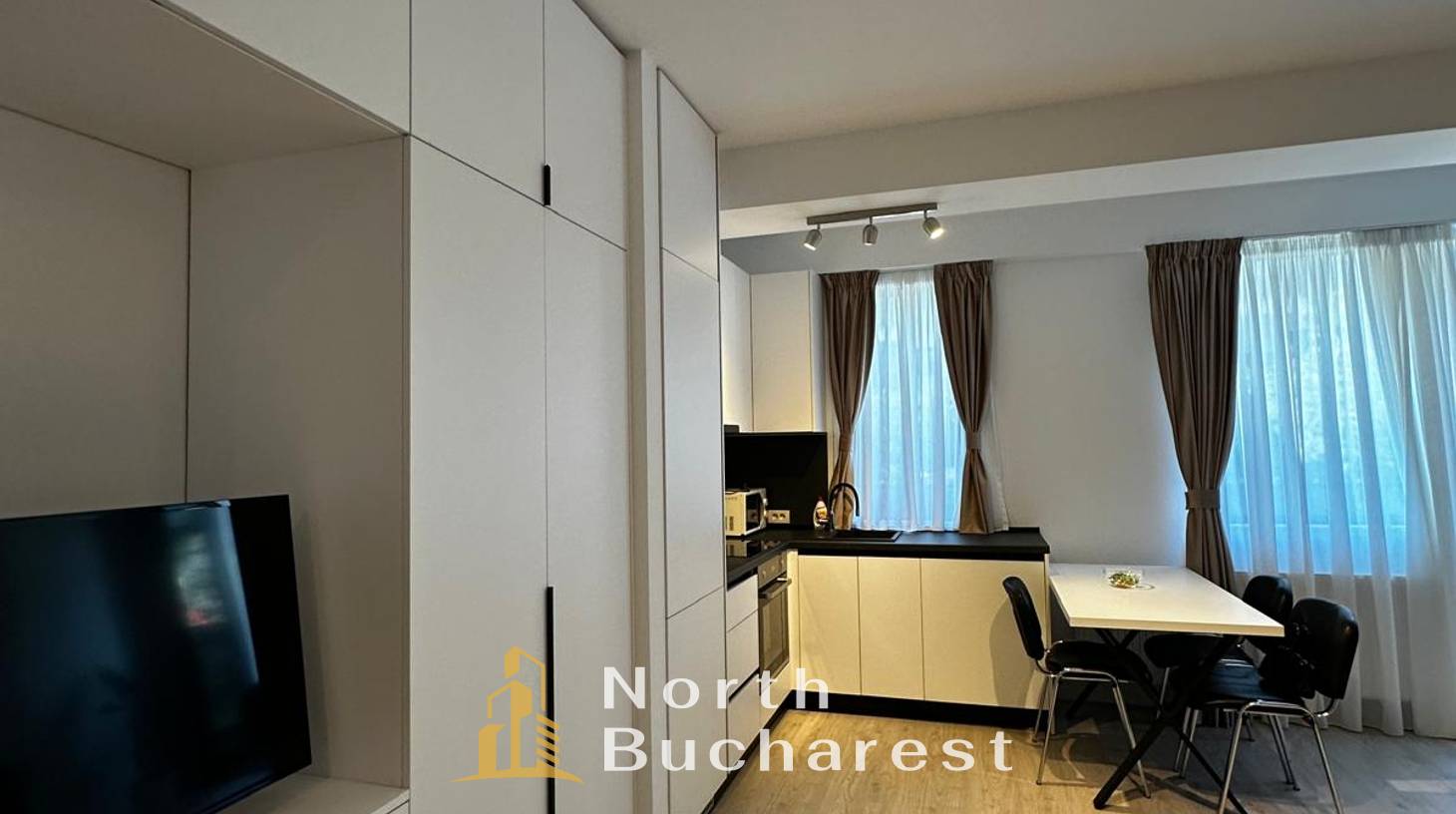 https://images.northbucharest.ro/jBGZRjTgDSHmgYzCxPldtAwjiszjg1WL5laqioK17C4/watermark:0.75:so:0:30:0.39/resize:fill:1460:816:1/gravity:ce/bG9jYWw6Ly8vZXN0YXRlL2xyLzg5Nzc0MmRmLWMxYWYtNDMxNC04OGFmLTYyMDVmZTIzZThiNi5qcGVn