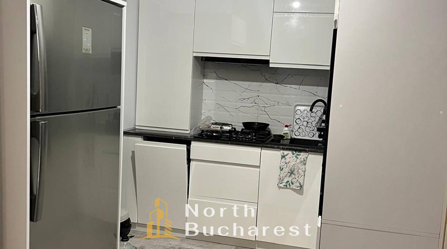 https://images.northbucharest.ro/jtbD7MmlbWIXOWAq0M0CT0Rl2bHrfZ8YzEgbj5Q5j-g/watermark:0.75:so:0:30:0.39/resize:fill:1460:816:1/gravity:ce/bG9jYWw6Ly8vZXN0YXRlL2xyLzdkYWU3Y2YwLTQ5MTctNDZlMS05YzA4LWM3NDE2ZmZmMzkyNy5qcGVn