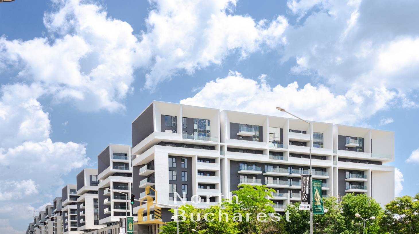https://images.northbucharest.ro/jvnTrkopHmz87eAT7-0MD4TspBkpeLFts8sYQjW6bHs/watermark:0.75:so:0:30:0.39/resize:fill:1460:816:1/gravity:ce/bG9jYWw6Ly8vZXN0YXRlL2xyLzVlMWRlNWI4LWMyYzEtNDk2MC1hZmZlLTVlNTcyMmZhOGU1Ni5qcGVn
