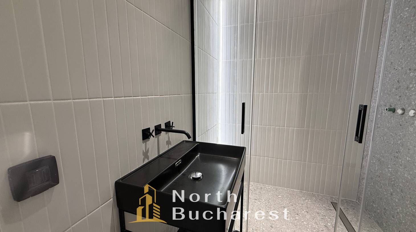https://images.northbucharest.ro/k14mFy1qCb_45QPahUQwCrQdp29xubHz8r7PLN4P8H8/watermark:0.75:so:0:30:0.39/resize:fill:1460:816:1/gravity:ce/bG9jYWw6Ly8vZXN0YXRlL2xyL2YzYzI3OGExLTA1YTItNDgzYy05ZjdkLTMxOWYxMGFkMDdiZS5qcGVn