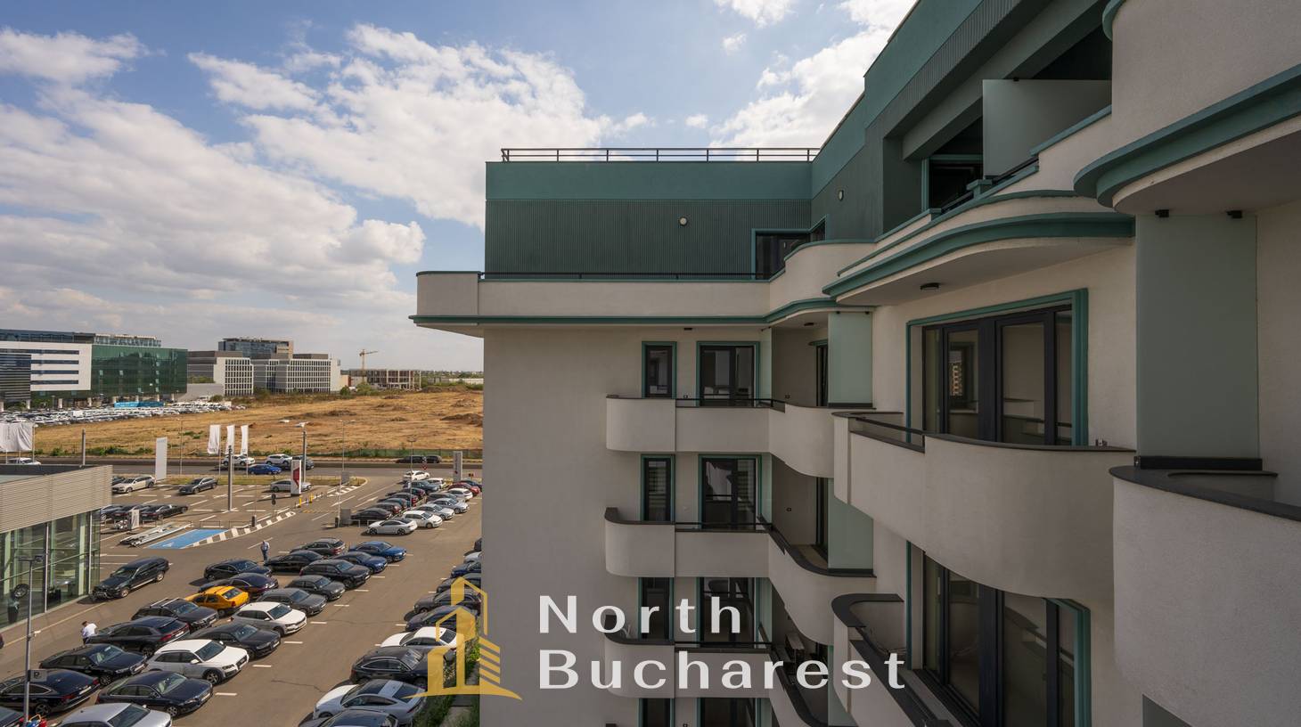 https://images.northbucharest.ro/k5B_gNPUscbAwJOxjRPvg5WyN0HD6cN34pWRNHW6ei8/watermark:0.75:so:0:30:0.39/resize:fill:1460:816:1/gravity:ce/bG9jYWw6Ly8vZXN0YXRlL2xyLzU3MTUyNjdkLTlkMWEtNDBhYy1iMjFhLTc0ZjA5OGY3ZDBiMS5qcGVn