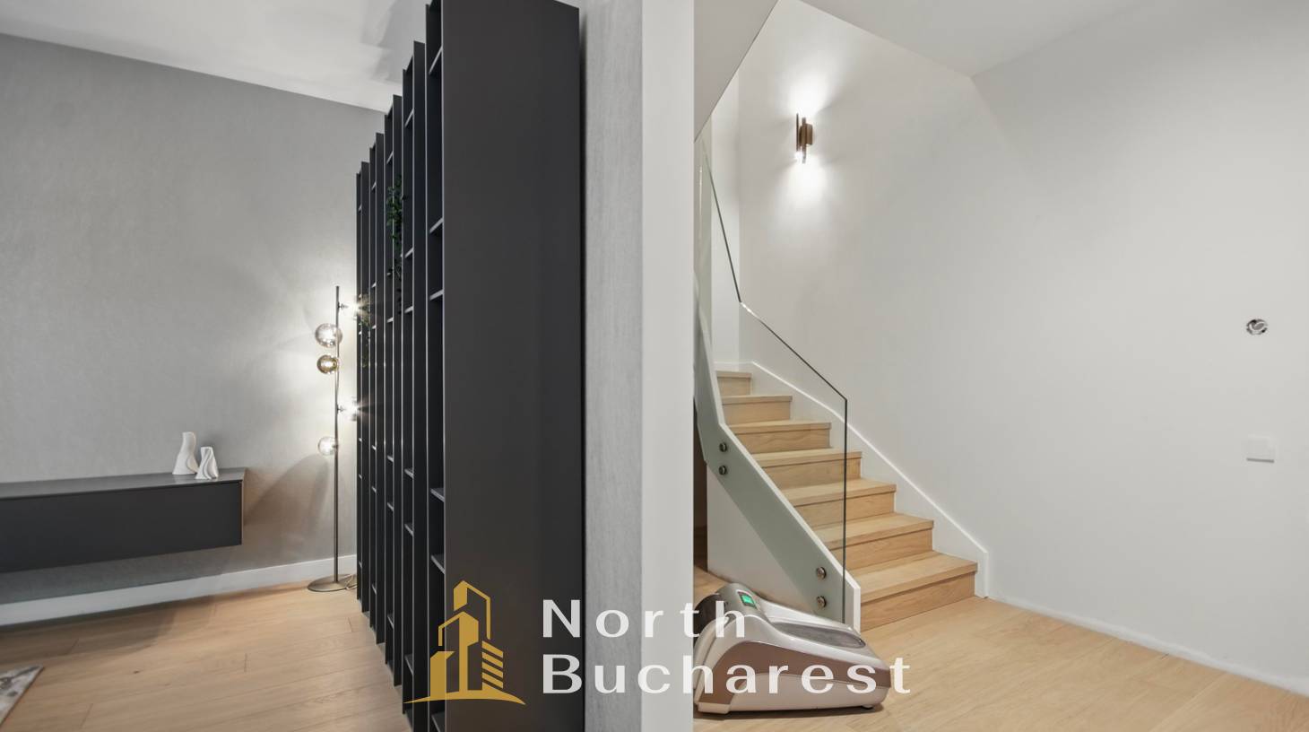 https://images.northbucharest.ro/kGVBUAC0AMuvdG4LMIrv6t86Eq-0g0xQaYBndT6RAaE/watermark:0.75:so:0:30:0.39/resize:fill:1460:816:1/gravity:ce/bG9jYWw6Ly8vZXN0YXRlL2xyLzkwYmM3ZTYzLWM1NDctNDRkMC04NDA0LThlODkxYTg4Mjc0NC5qcGVn