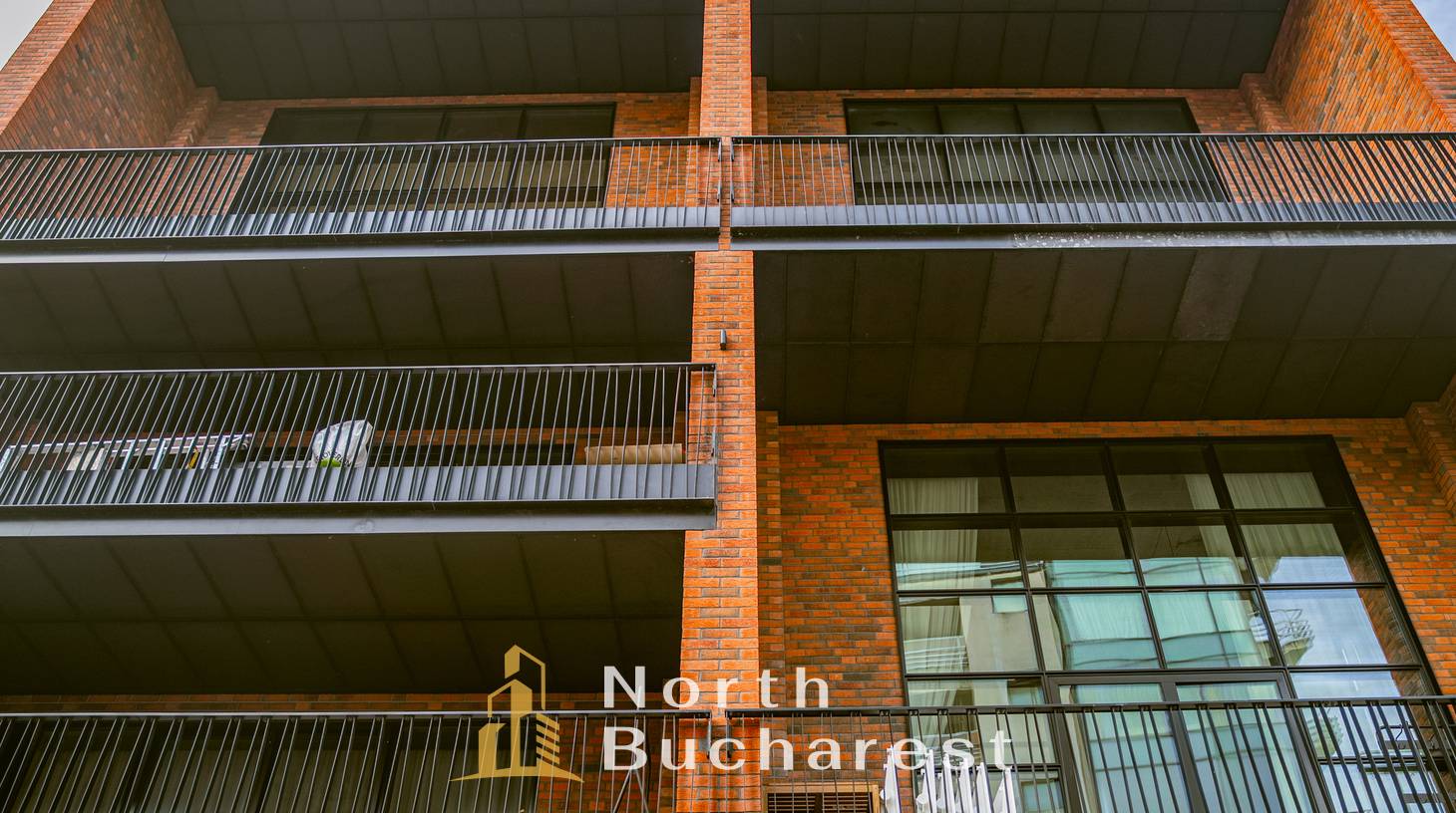 https://images.northbucharest.ro/kWc6OO5GwjIn-yxP6EHhWkUNn1pxco-KL922kdf1MQM/watermark:0.75:so:0:30:0.39/resize:fill:1460:816:1/gravity:ce/bG9jYWw6Ly8vZXN0YXRlL2xyLzA0NjllOGJjLWI3MGMtNDcxMS04MTM1LTczNjdmNDAxMzZlMy5qcGVn