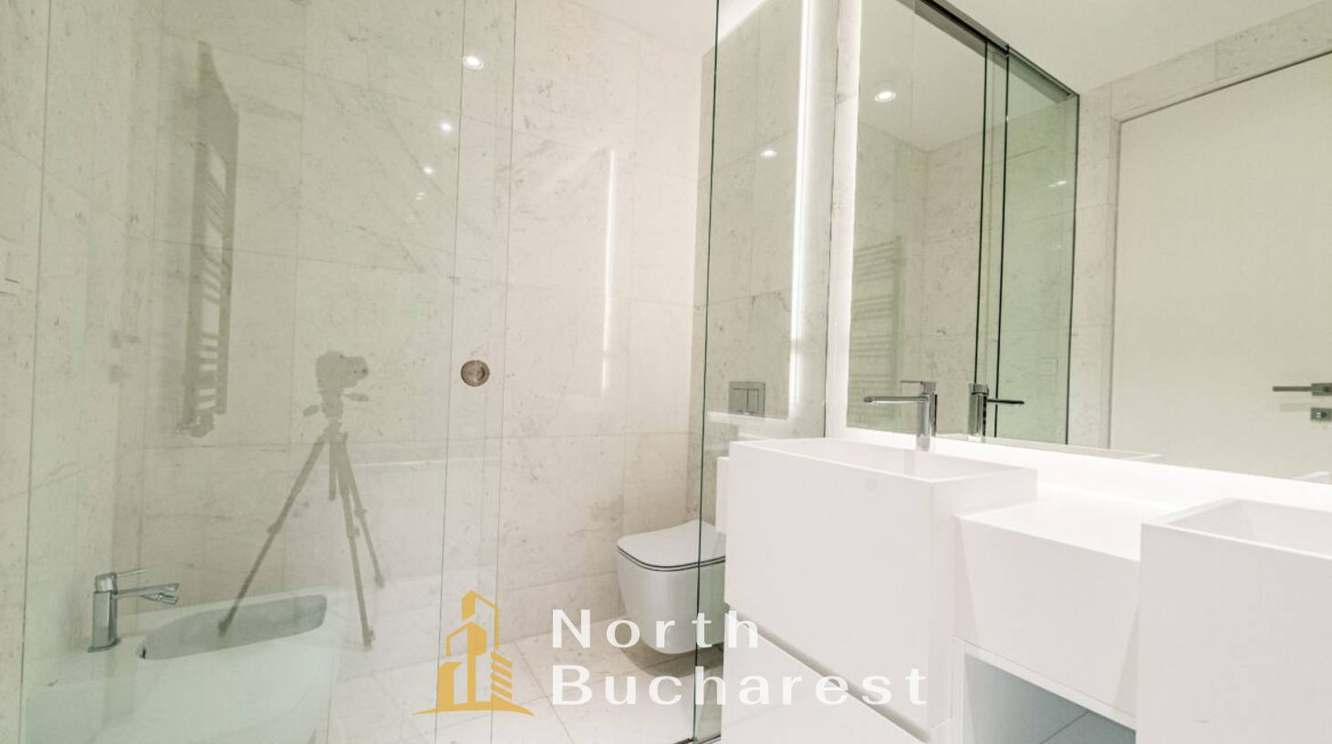 https://images.northbucharest.ro/kupmS9BUVRN6eyEVTY2Mmcib-4WthKZqyDcGIoEhiAM/watermark:0.75:so:0:30:0.39/resize:fill:1460:816:1/gravity:ce/bG9jYWw6Ly8vZXN0YXRlL2xyLzExMWQ2YjFlLTIzZjktNDU3ZC1hNjVkLWEzYWMzYmYyMmExNC5qcGVn