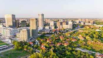https://images.northbucharest.ro/lEjYK3GxQKm4iMDEaMbEv2UmlFlvxdfbn6zAvdtapn8/resize:fill:350:198:1/gravity:ce/bG9jYWw6Ly8vZXN0YXRlL2xyL2RmNzc1YjY2LTkzYTYtNDRlYS1hN2FlLTNiYTRmOWQyNzBmNS5qcGVn