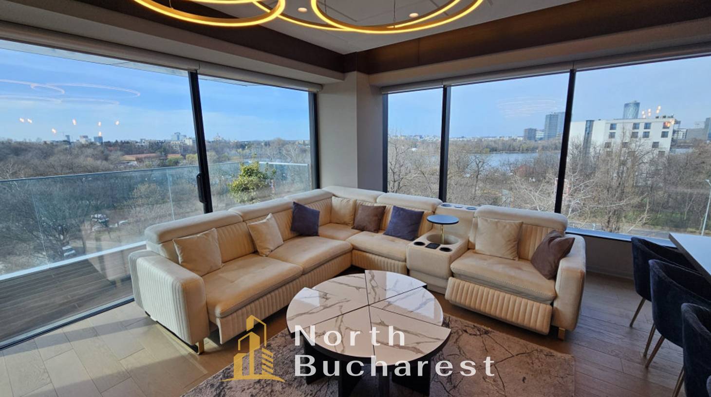 https://images.northbucharest.ro/lLmiil-rYb_D1KXTSWtUNUJT5B2jMTwEB2VVdxR6lAk/watermark:0.75:so:0:30:0.39/resize:fill:1460:816:1/gravity:ce/bG9jYWw6Ly8vZXN0YXRlL2xyL2NjNGtndTduMGUwemduay0yNzFfNC5qcGVn