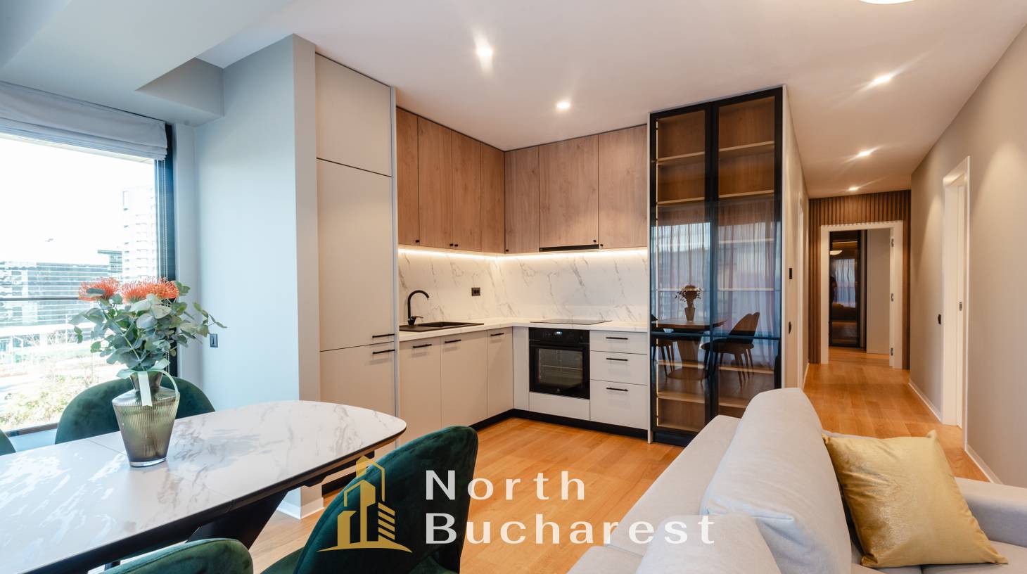 https://images.northbucharest.ro/lYrOWVb80fAeBi-utYrn51rOh8vWoiF3KmMDmCT7yrQ/watermark:0.75:so:0:30:0.39/resize:fill:1460:816:1/gravity:ce/bG9jYWw6Ly8vZXN0YXRlL2xyLzI3ZGY5NDM4LTEzYzEtNDBiMS1hMTYzLWRkNWI4NzFmZDNiNy5qcGVn