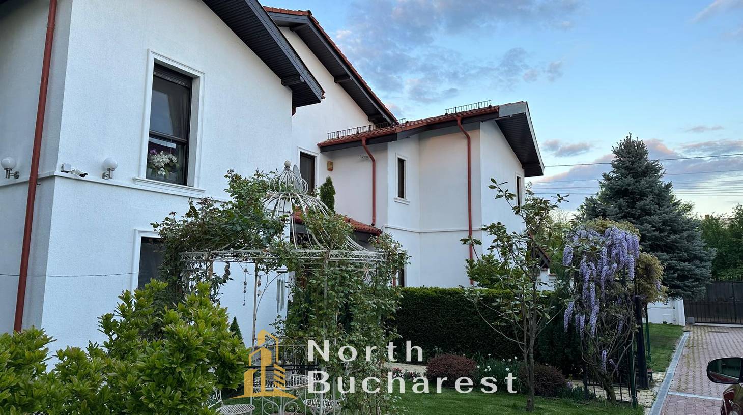 https://images.northbucharest.ro/lo3FKgH8lAPIN-PIABAT0OsSD4Gj2oo7g1N41mIiVeA/watermark:0.75:so:0:30:0.39/resize:fill:1460:816:1/gravity:ce/bG9jYWw6Ly8vZXN0YXRlL2xyLzc4ZjVkN2I3LTcyYTktNDYxNC1hMmZmLTBmODEzZDcyZjZjMi5qcGVn