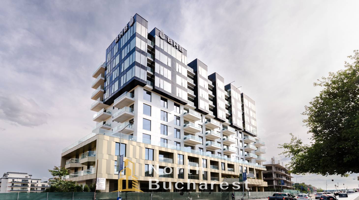 https://images.northbucharest.ro/lsnN0AnIO_EhJzgzJDIVcM_5lKuLLmk5ph3CeVtixsk/watermark:0.75:so:0:30:0.39/resize:fill:1460:816:1/gravity:ce/bG9jYWw6Ly8vZXN0YXRlL2xyL2U4MzFiYTQ1LTJmOTAtNGYzZS1iY2E1LWNiYTA0OTczMTY0Ny5qcGVn