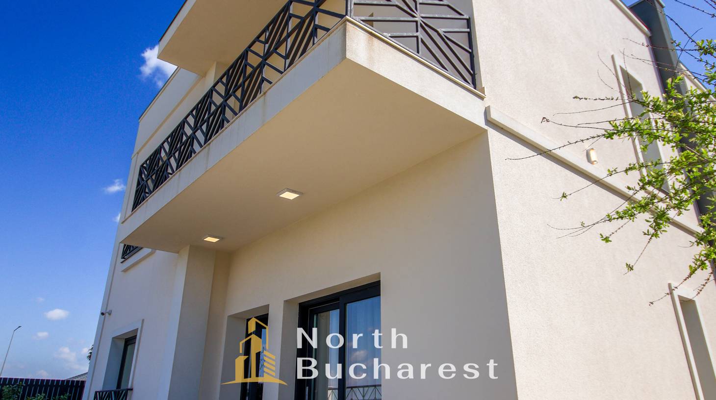 https://images.northbucharest.ro/luG3AMMO8C-94MCDGybKuZayNddvAZnP0qVbrk0CjW8/watermark:0.75:so:0:30:0.39/resize:fill:1460:816:1/gravity:ce/bG9jYWw6Ly8vZXN0YXRlL2xyLzBmNWJhOTk0LWE2YzktNDE0My1hYmFlLTZlOTNhYzAwY2UzOC5qcGVn