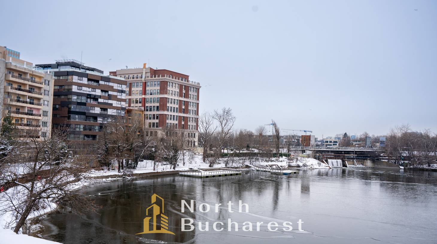 https://images.northbucharest.ro/mS0lO-ijovipMKtnEjjur5xX5Ujv2idJrjRQbPQYckc/watermark:0.75:so:0:30:0.39/resize:fill:1460:816:1/gravity:ce/bG9jYWw6Ly8vZXN0YXRlL2xyLzdlYTVjNTlmLWEzMjMtNDQwOS05YTZiLTU5YzBiZGNhMzdlMi5qcGVn