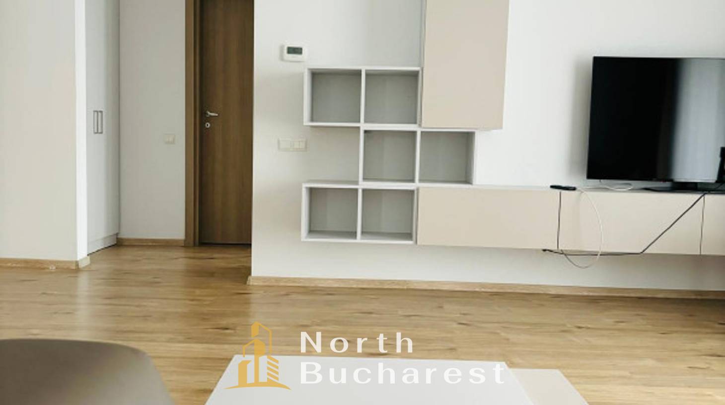 https://images.northbucharest.ro/nC7W4c0mlRYLB_FposnjHpIDTTY2-99LEFKAw-1CEEE/watermark:0.75:so:0:30:0.39/resize:fill:1460:816:1/gravity:ce/bG9jYWw6Ly8vZXN0YXRlL2xyLzlhcnp2YjlsNDZ6ZHZ0Zy01OTNfNy5qcGc