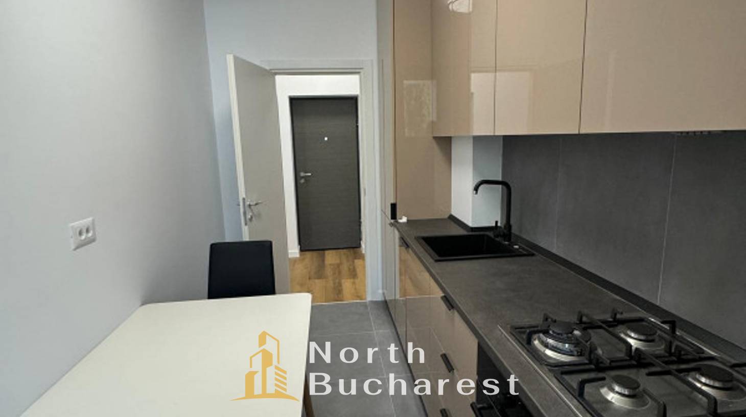 https://images.northbucharest.ro/nIkHIOoNZvdgzCZ4gBplXsxG8hBdezlbrSa-EJxjYQs/watermark:0.75:so:0:30:0.39/resize:fill:1460:816:1/gravity:ce/bG9jYWw6Ly8vZXN0YXRlL2xyLzBxYzkzeWxveGFwNGE2cS00MzZfMTIuanBn