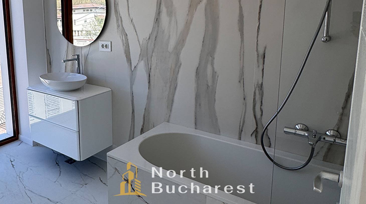 https://images.northbucharest.ro/oPD5hXQsUi7P736hdE6mB3kIISdtLqKeo9FDRXkPQhc/watermark:0.75:so:0:30:0.39/resize:fill:1460:816:1/gravity:ce/bG9jYWw6Ly8vZXN0YXRlL2xyL2YxMjQwNTg4LTQ4YTUtNGM4NS04ZjdhLTgzNGQ3ZWFiNWJkYy5qcGVn