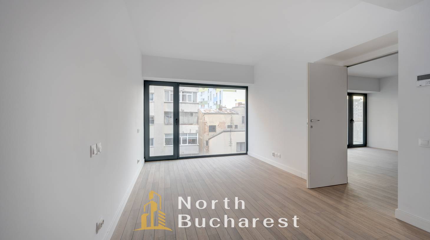 https://images.northbucharest.ro/pOXD_5DgV_XMvwkRp9ujE_KZldFGYG2N07eDYQvaOcQ/watermark:0.75:so:0:30:0.39/resize:fill:1460:816:1/gravity:ce/bG9jYWw6Ly8vZXN0YXRlL2xyLzA0M2JmYzVkLWMzYjItNDIyNy1iMmFlLTE3MDUxMTdmZjAwYi5qcGVn