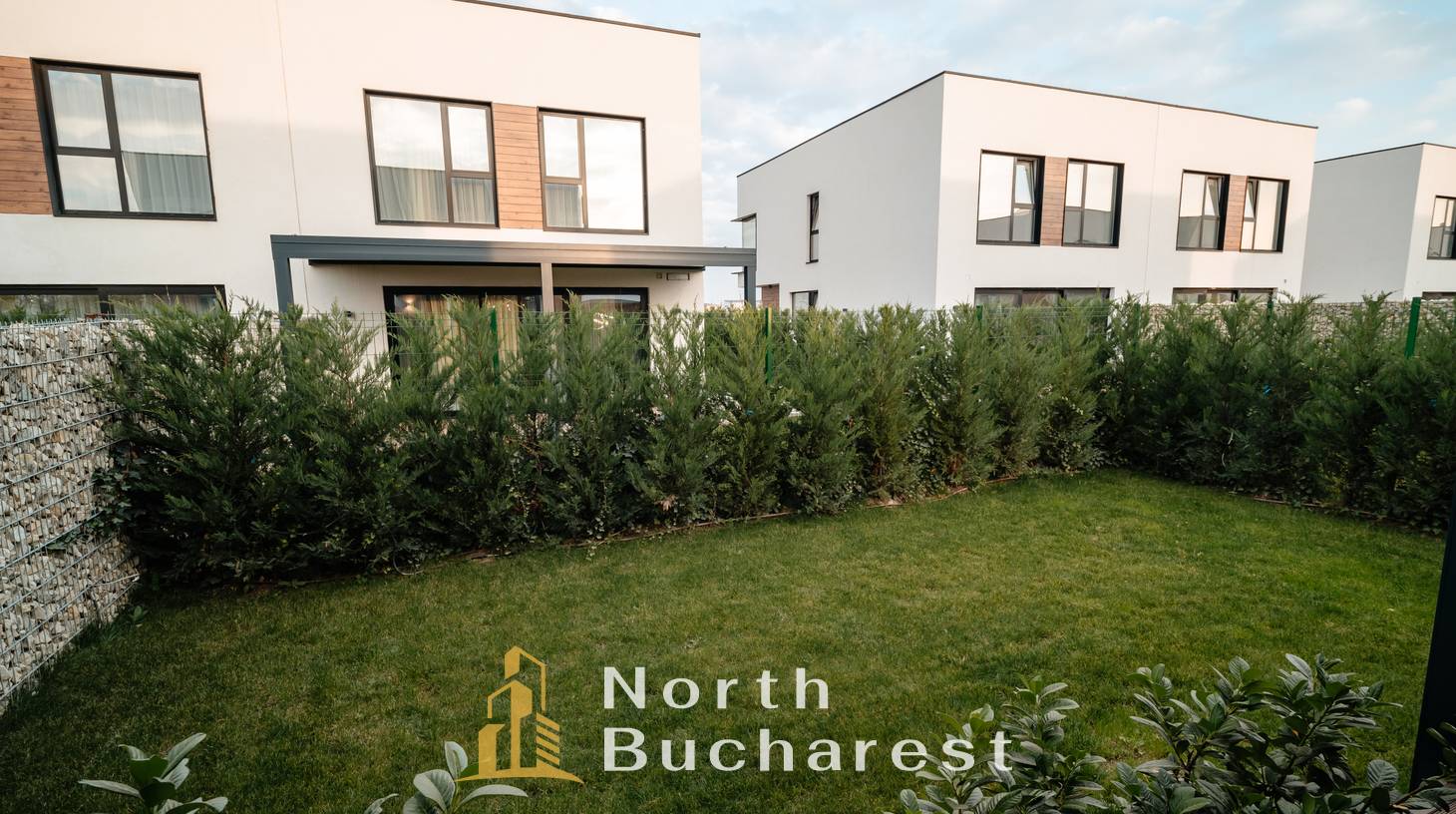 https://images.northbucharest.ro/pZCaoEEVHL18HFCBZjLO6QtjHsc99Y3J48UvAkI0AzQ/watermark:0.75:so:0:30:0.39/resize:fill:1460:816:1/gravity:ce/bG9jYWw6Ly8vZXN0YXRlL2xyLzJlYWIzMGExLWNmNDktNDZjOC1iZDE4LTJhNWI2ODdjMTM2ZS5qcGVn