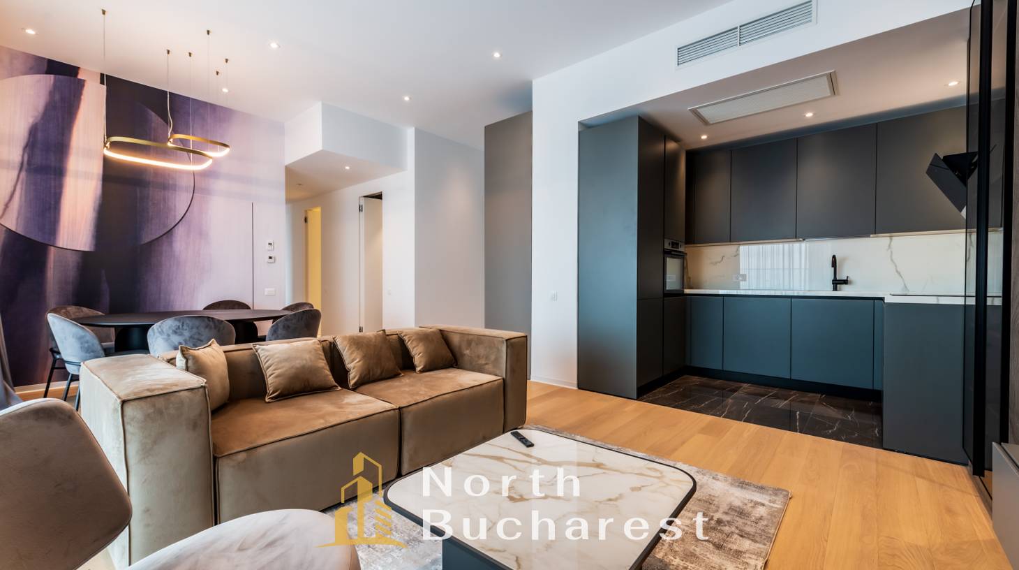 https://images.northbucharest.ro/q36D6_IocK1jcO80EpjzzfhUHN-DU8_EtSYuT3JXybY/watermark:0.75:so:0:30:0.39/resize:fill:1460:816:1/gravity:ce/bG9jYWw6Ly8vZXN0YXRlL2xyLzcyN2FlZGU5LTg1MTAtNDkxNi1hZmE2LWM1M2RiMTI0NjEzYy5qcGVn