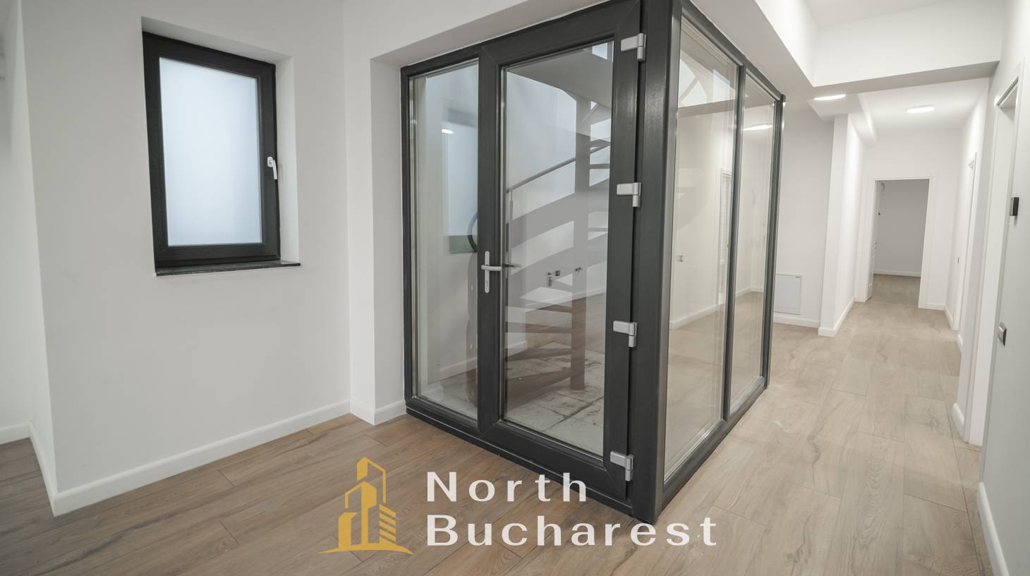 https://images.northbucharest.ro/qkuWuqCyqdYgcuHghmaEczeA9AsRvZJRevmwfHF50nk/watermark:0.75:so:0:30:0.39/resize:fill:1460:816:1/gravity:ce/bG9jYWw6Ly8vZXN0YXRlL2xyLzIwNjYwZTU4LTg0NmYtNDdmYy05NDg4LTY4NjUyY2EwMDM0Mi5qcGVn